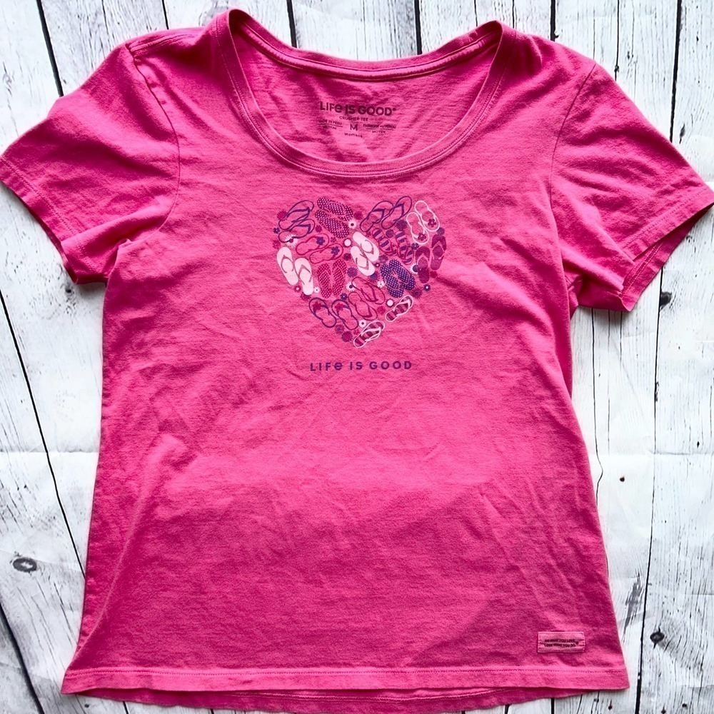 Nwot Women’s Medium Life Is Good SS Crusher TShirt